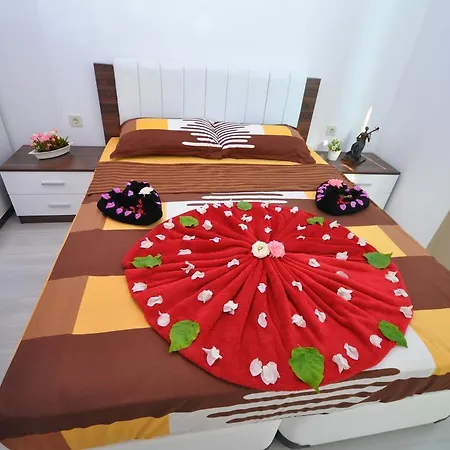 Pine Park Apartment Avsallar