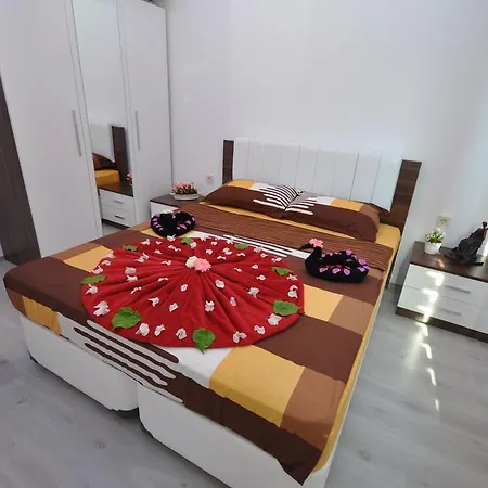 Apartment Pine Park *