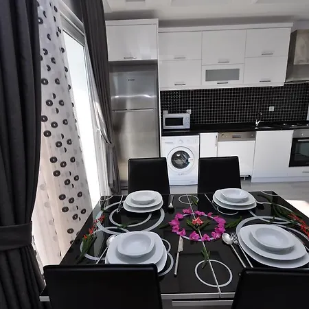 Pine Park Apartment Avsallar